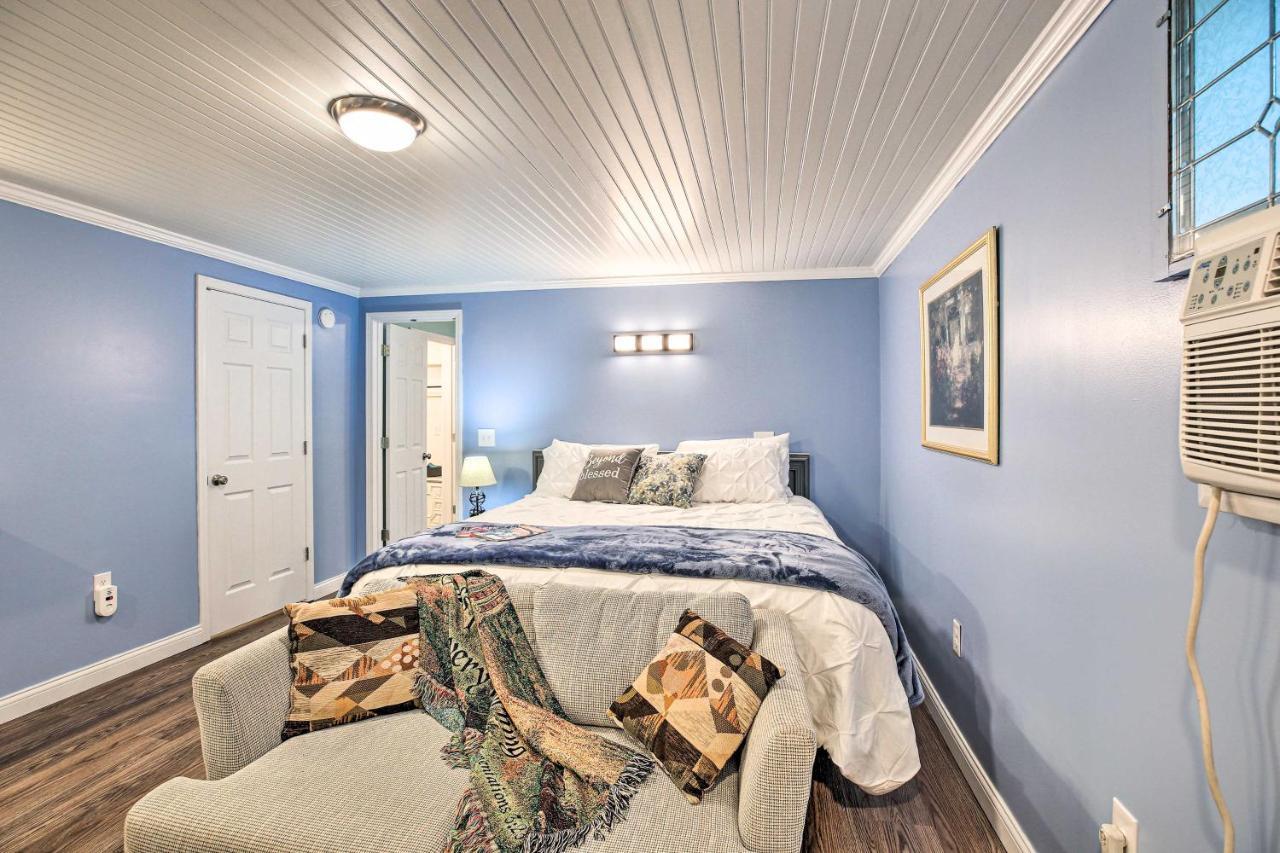 Updated Williamstown Apartment With Kitchen! Exterior photo
