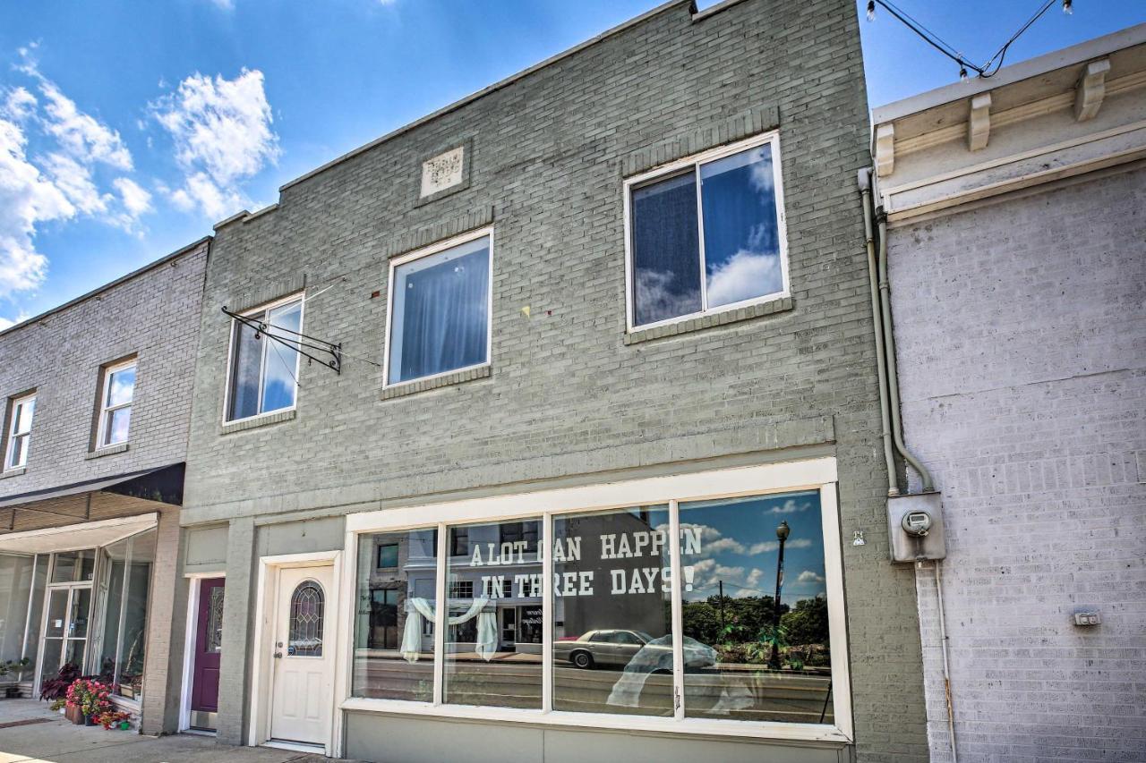 Updated Williamstown Apartment With Kitchen! Exterior photo
